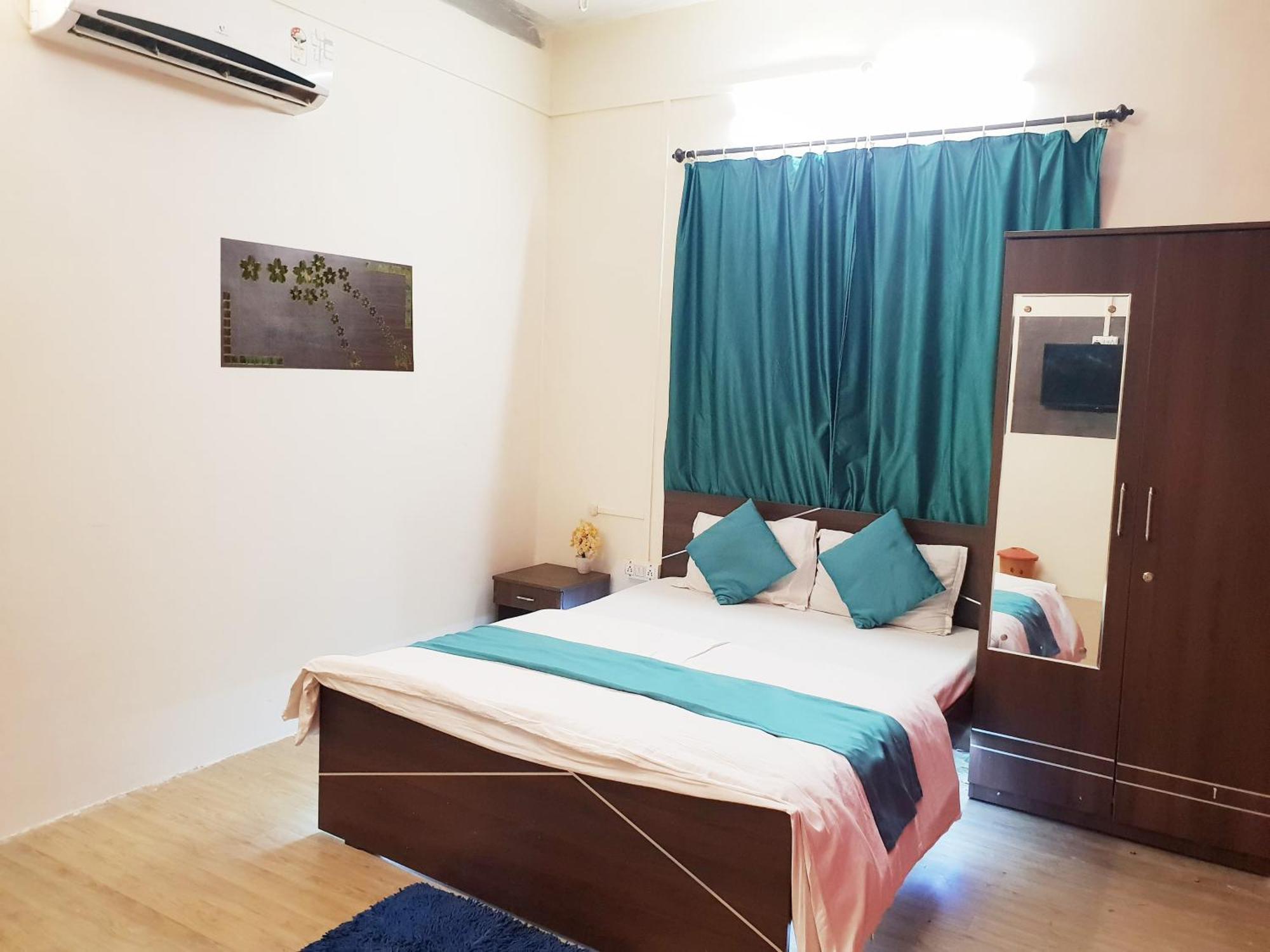 6 Cr Hotel Natraj Railway Station Аурангабад Екстериор снимка
