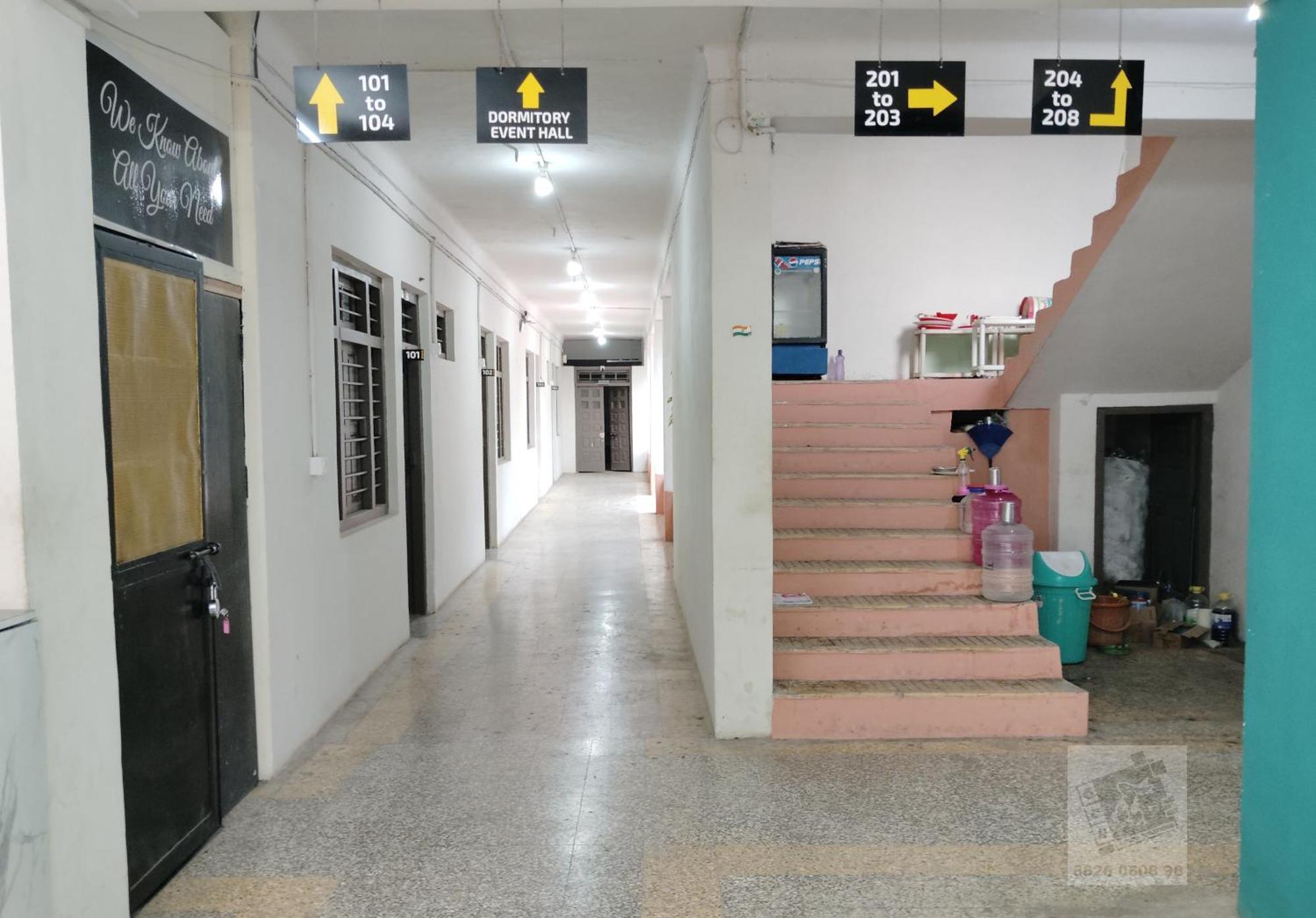 6 Cr Hotel Natraj Railway Station Аурангабад Екстериор снимка